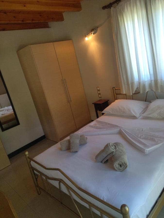 Doukádes Theonymfi Luxury Villas מראה חיצוני תמונה